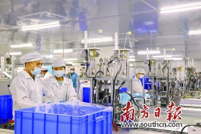 建設(shè)國(guó)家級(jí)安全應(yīng)急產(chǎn)業(yè)綜合示范基地的技術(shù)開(kāi)發(fā)路徑